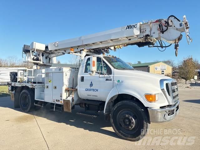 Ford F-750 Polovni mobilni kamioni za bušenje