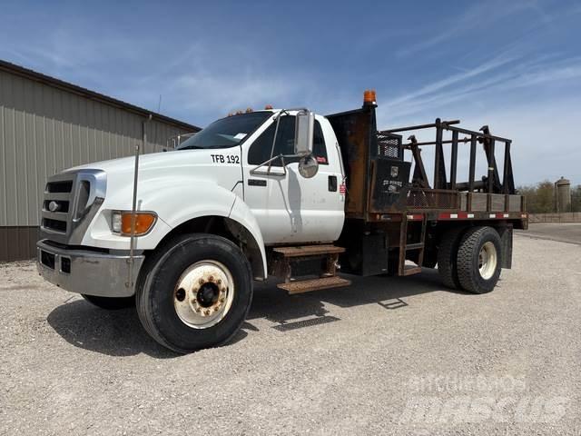 Ford F-750 Ostalo za građevinarstvo