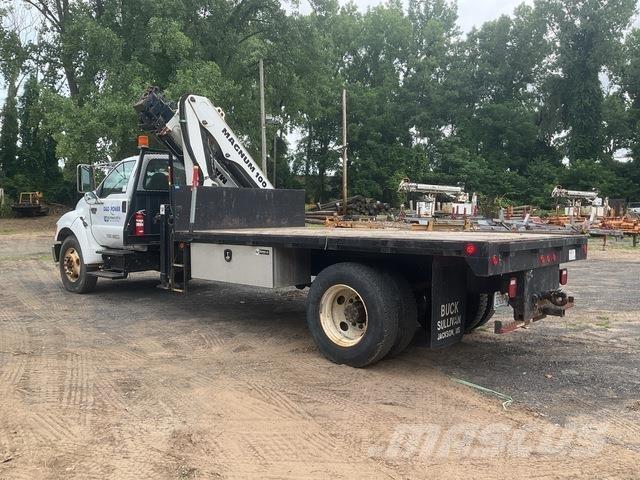 Ford F-750 Kamioni sa kranom