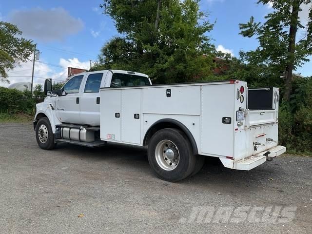 Ford F-750 Pik up kamioni
