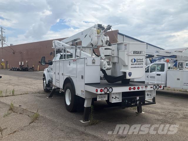 Ford F-750 Auto korpe