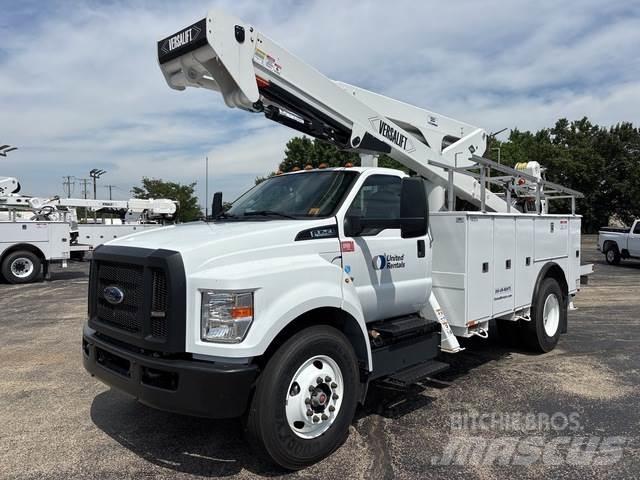 Ford F-750 Auto korpe