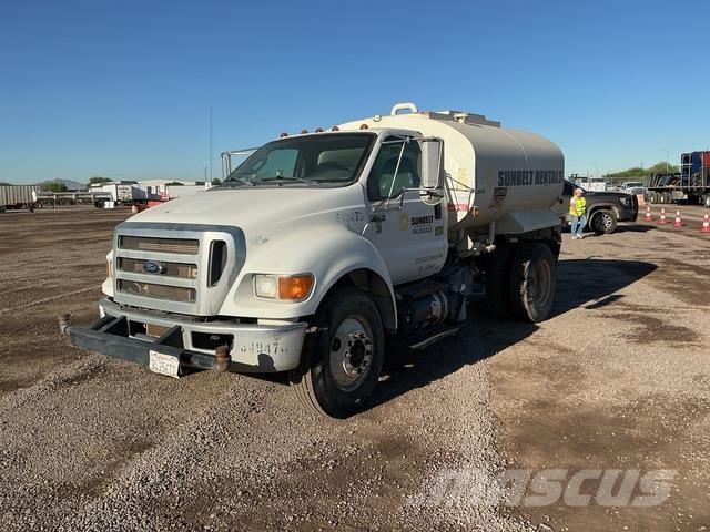 Ford F-750 Kamioni za vodu