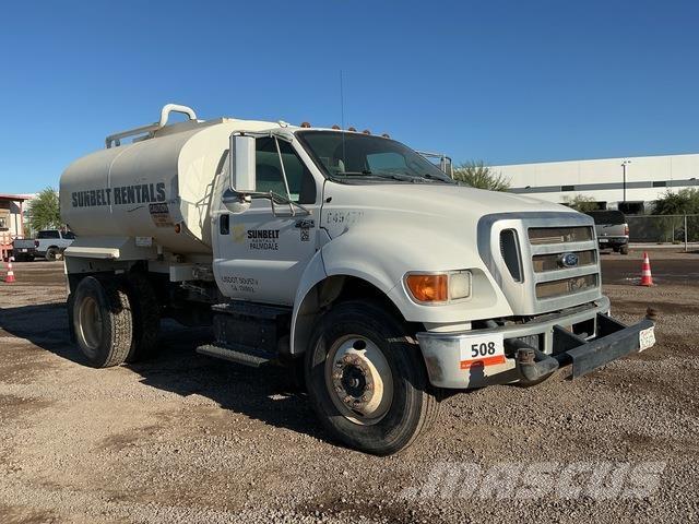 Ford F-750 Kamioni za vodu