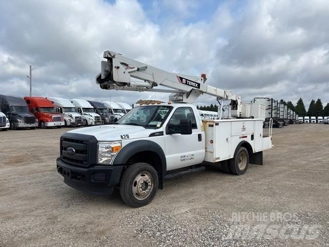 Ford F550 Auto korpe