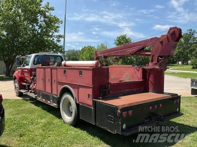Ford F750 Komunalna vozila za opštu namenu