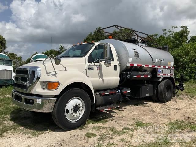 Ford F750 Kamioni mešalice za beton
