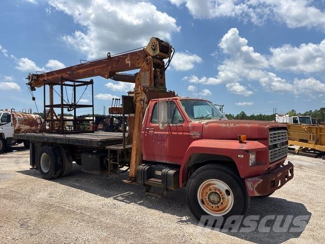 Ford F800F Ostali kamioni