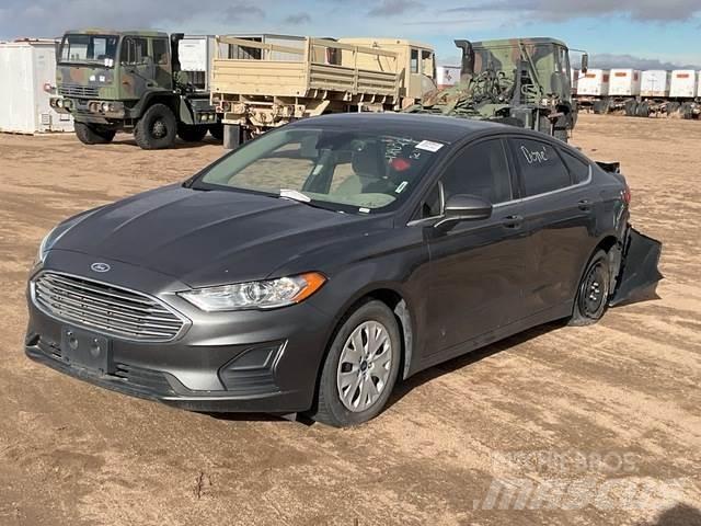 Ford Fusion S Automobili