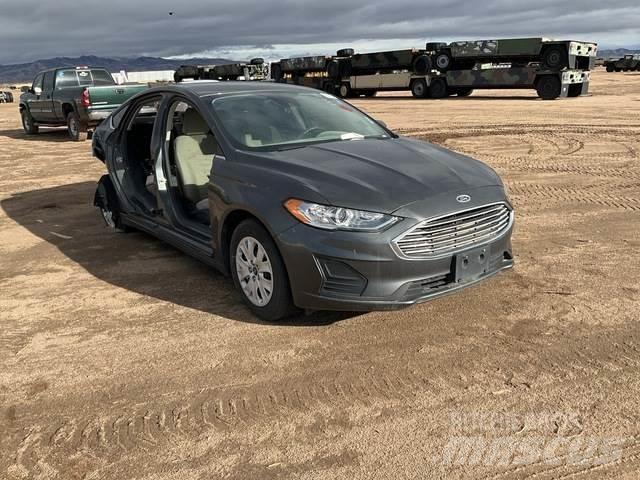 Ford Fusion S Automobili