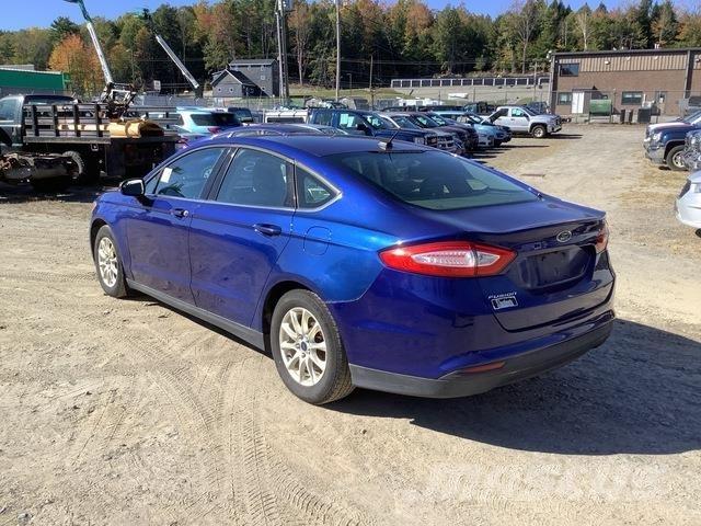 Ford Fusion S Automobili
