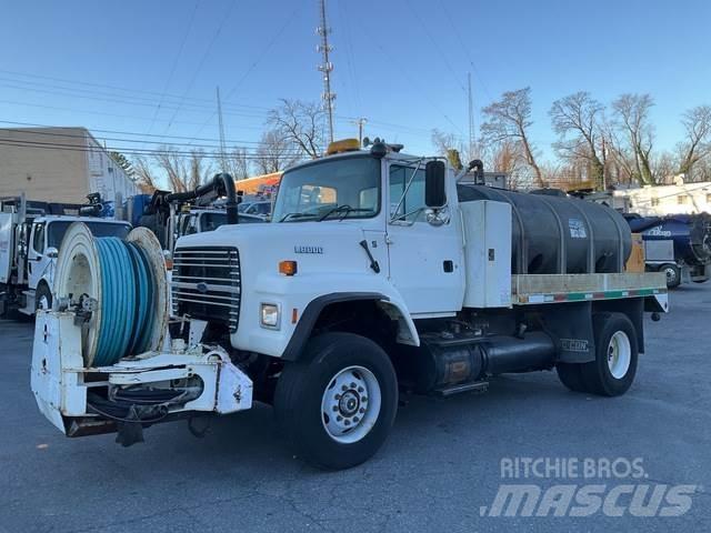 Ford L9000 Kombi vozila/ vakum kamioni