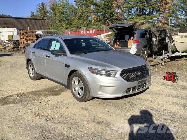 Ford Taurus Automobili