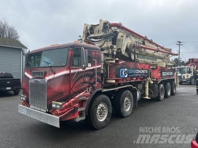 Freightliner  Kamionske beton pumpe