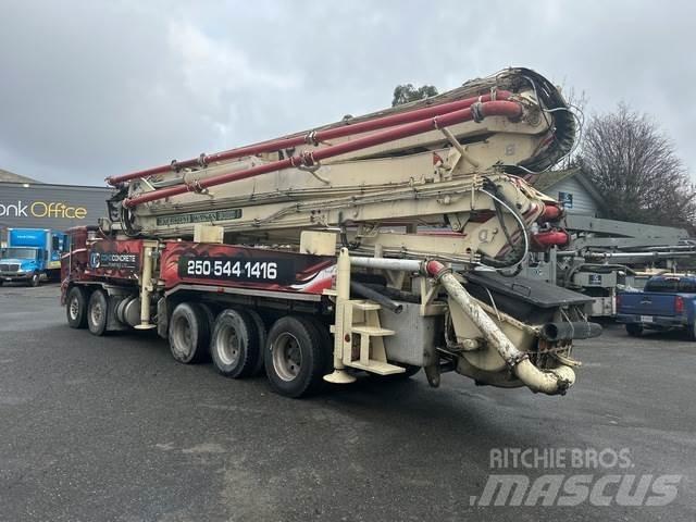 Freightliner  Kamionske beton pumpe
