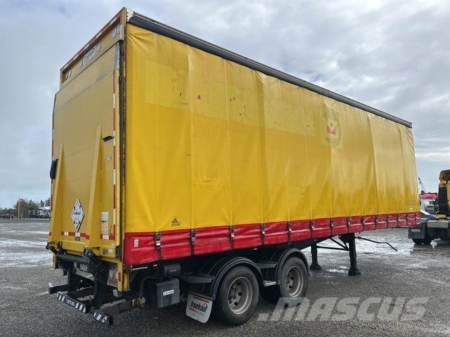 Fruehauf FBC Tovarne prikolice sa ciradom