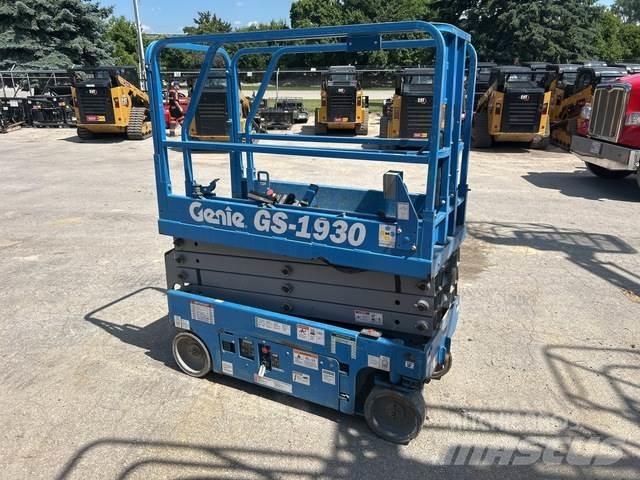 Genie 1930 Makazaste platforme