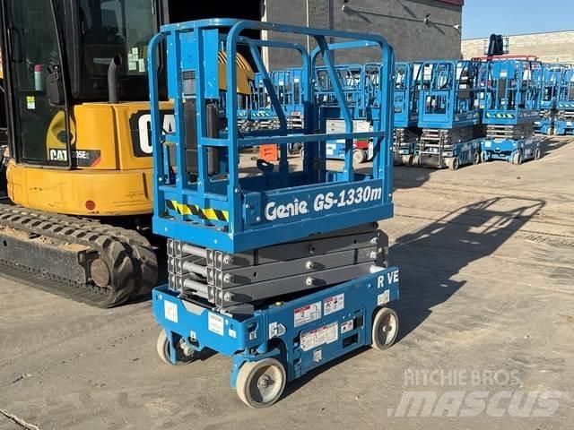 Genie GS-1330M Makazaste platforme