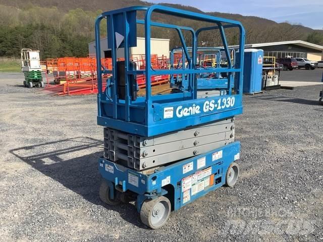 Genie GS1930 Makazaste platforme
