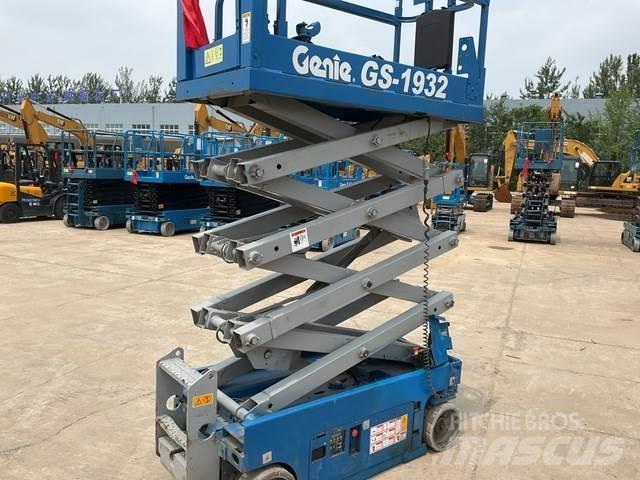 Genie GS1932 Makazaste platforme