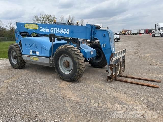 Genie GTH-844 Teleskopski viljuškari