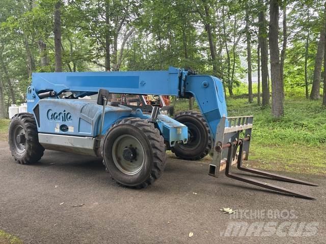 Genie GTH-844 Teleskopski viljuškari