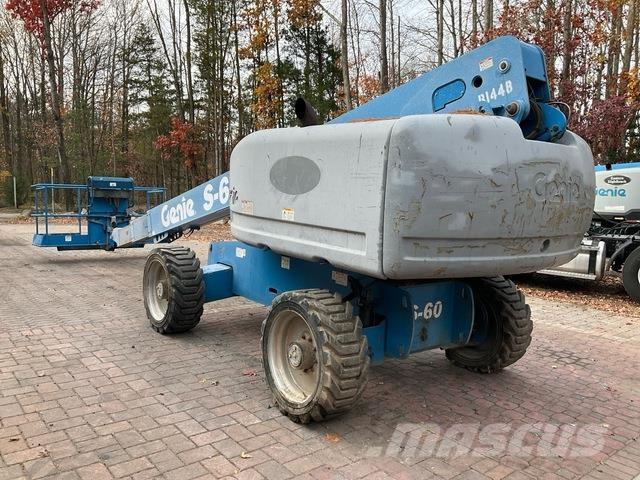 Genie S-60X Teleskopske podizne platforme