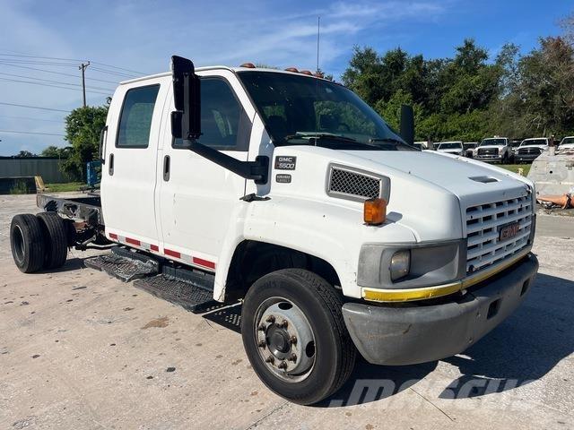 GMC C5500 Kabine i unutrašnjost