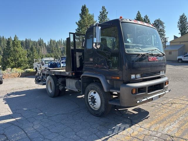 GMC T7500 Komunalna vozila za opštu namenu