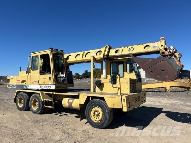 Gradall XL4100 Bageri točkaši