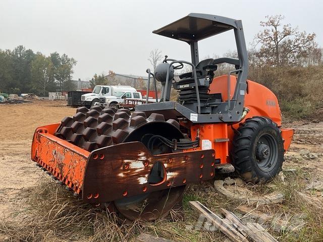 Hamm 3307P Valjci sa jednim bubnjem