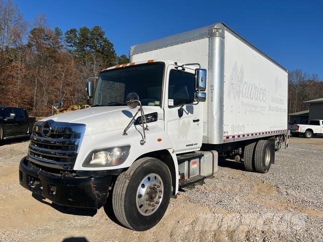 Hino 268 Sanduk kamioni