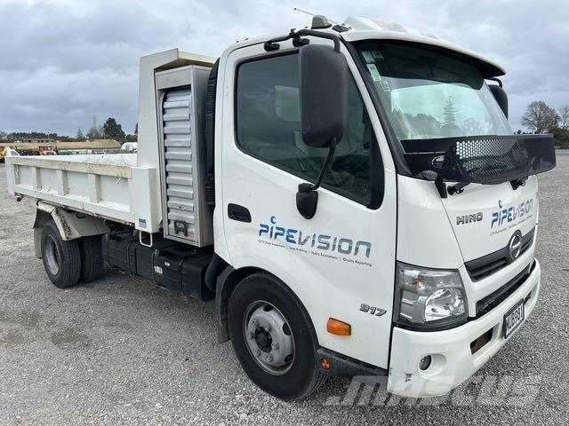 Hino 300 917 Kiperi kamioni