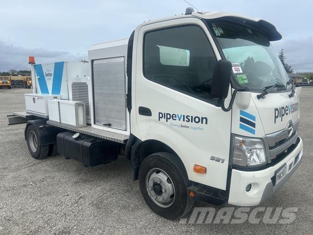 Hino 300 921 Kamioni za vodu