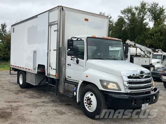 Hino 338 Kamioni za otpad