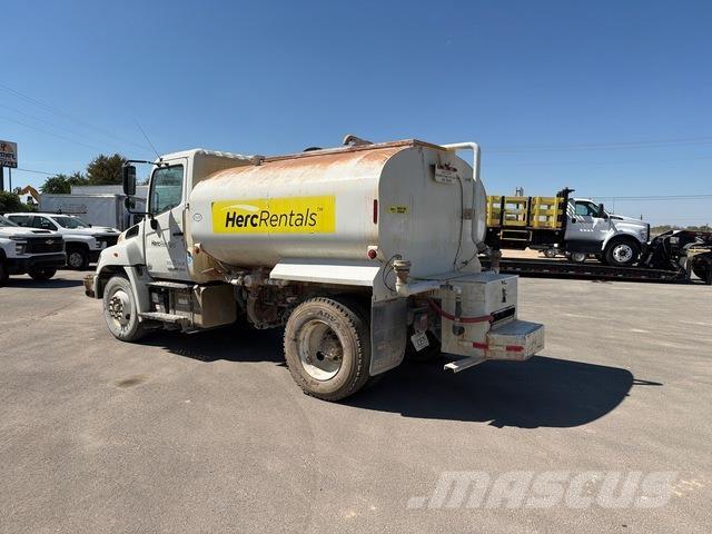 Hino 338 Kamioni za vodu