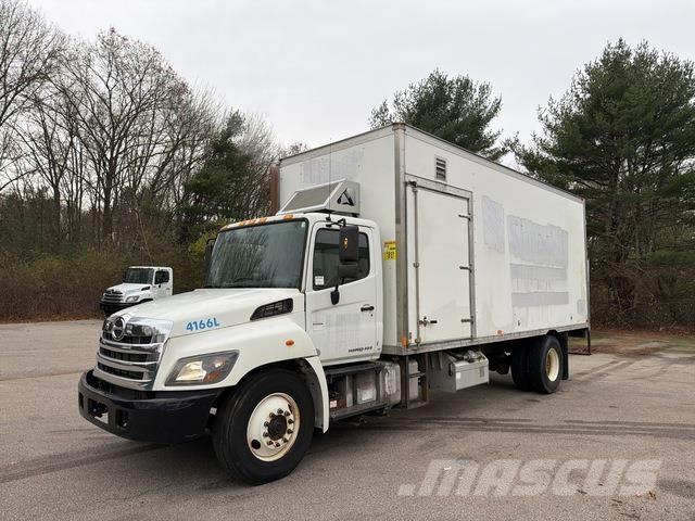 Hino 338 Sanduk kamioni