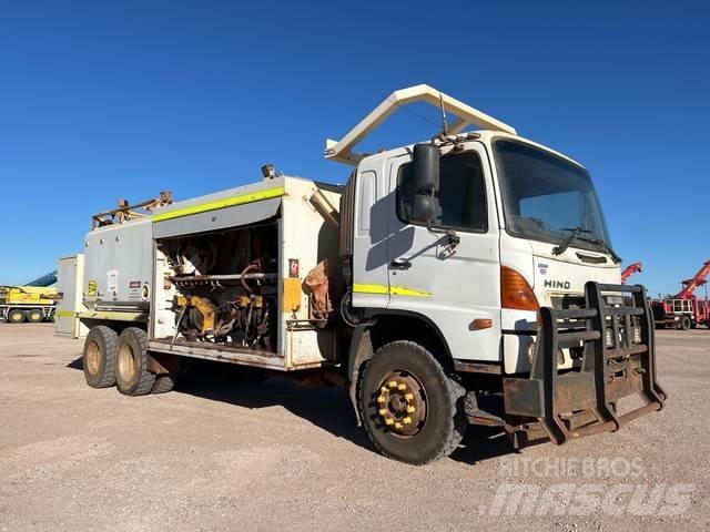Hino FM500 Kamioni cisterne