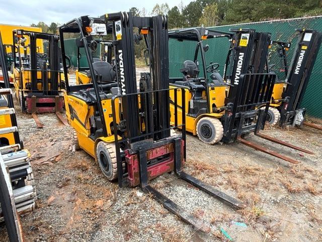 Hyundai 25B-9U Električni viljuškari