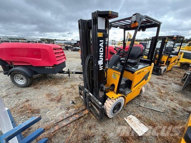 Hyundai 25B-9U Električni viljuškari