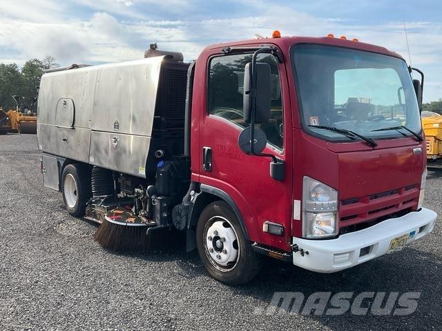 Isuzu NRR Polovni kamioni za čišćenje