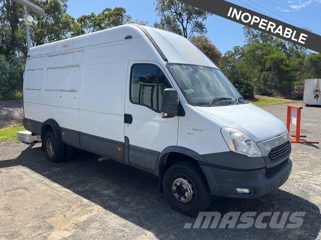 Iveco Daily Dostavna vozila / kombiji
