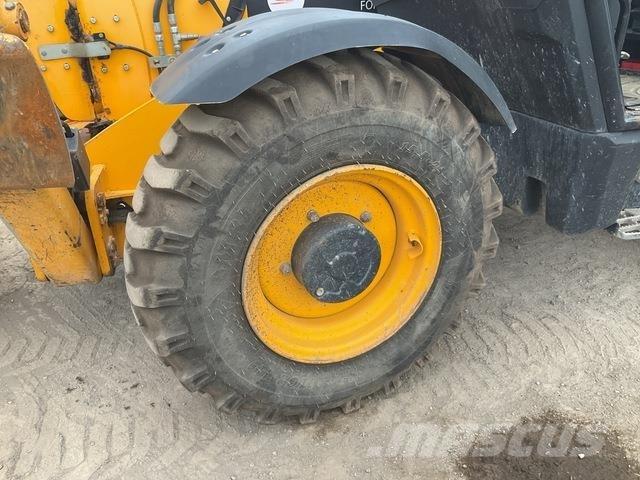 JCB 535-125 Teleskopski viljuškari
