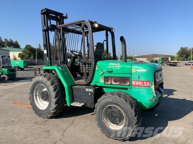 JCB 930 Vanterenski viljuškar