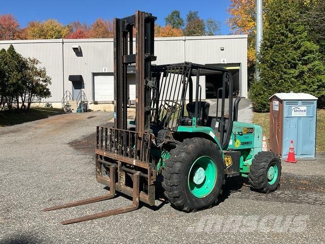 JCB 930 Vanterenski viljuškar