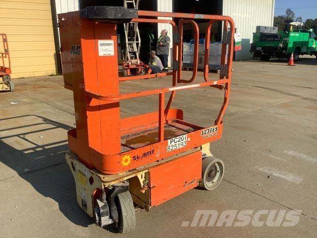 JLG 1230ES Jarbolne penjajuće platforme