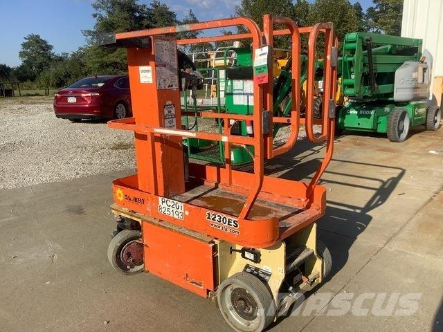 JLG 1230ES Jarbolne penjajuće platforme