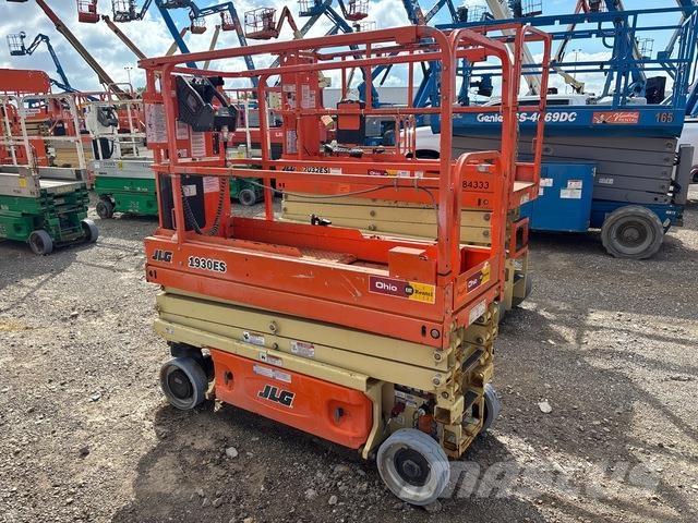 JLG 1930 ES Makazaste platforme