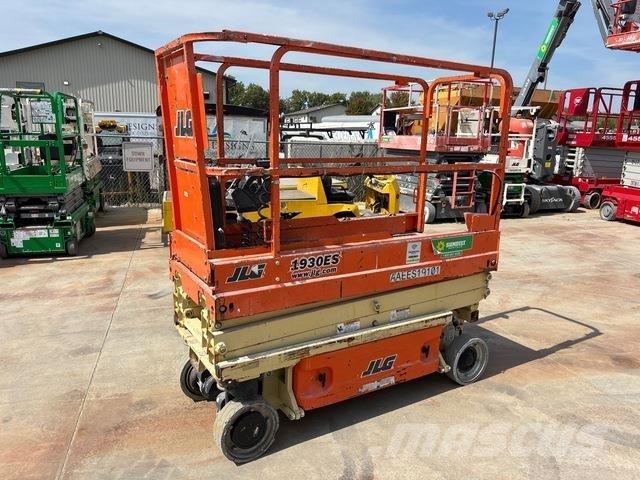 JLG 1930ES Makazaste platforme