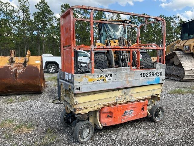 JLG 1930ES Makazaste platforme